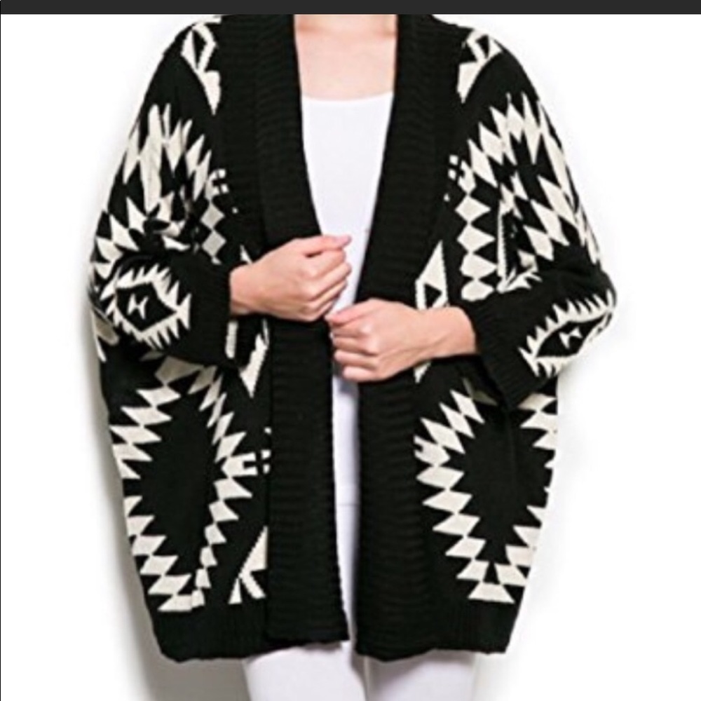Aztec print oversized cardigan top - Picture 6 of 7